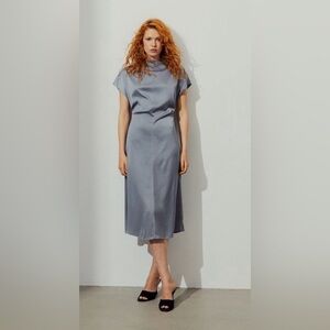 H&M Gray Tapered Waist Dress